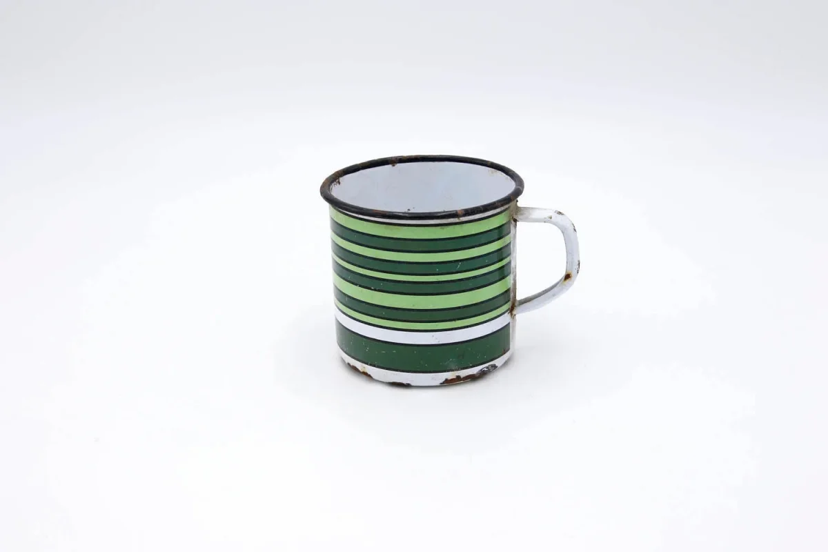 Caneca latão riscas verdes