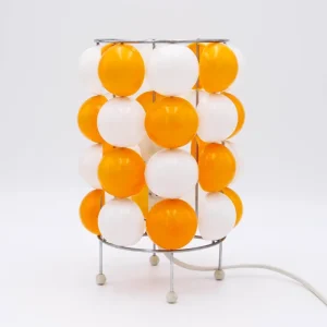 Candeeiro de mesa bolas laranjas