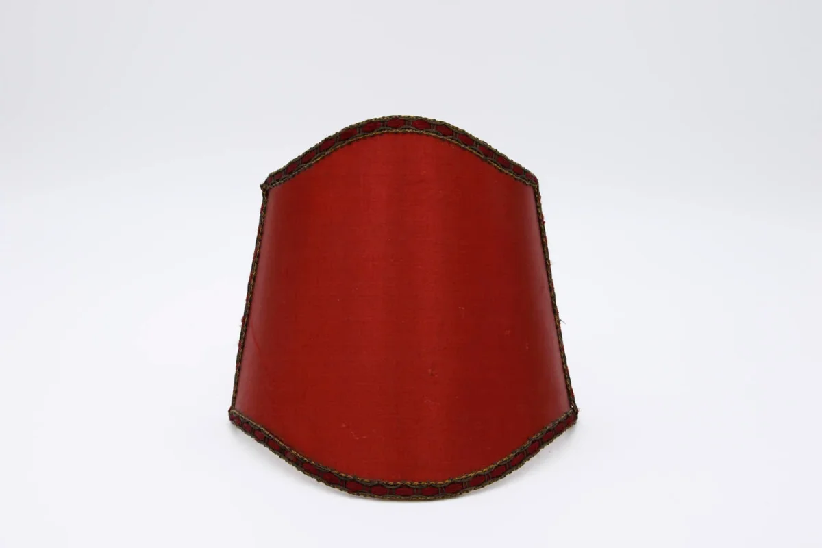 Abajur de parede clássico vermelho