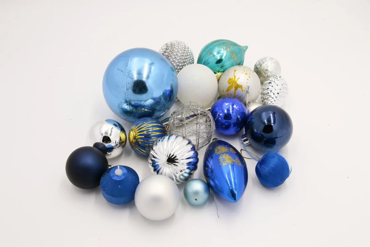 Bundle Bolas prateadas e azuis